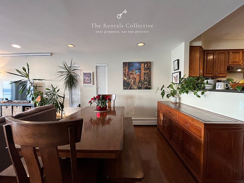 White Rock House for rent - 2 Bedrooms — photo 8