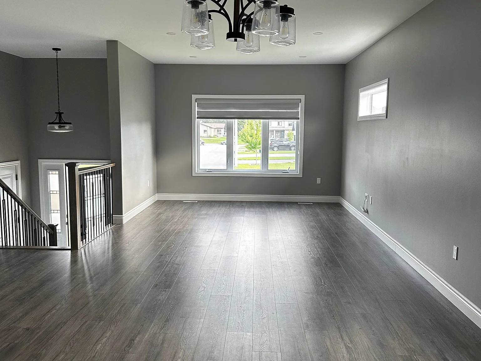 3 bed, $2,900 — Photo 2