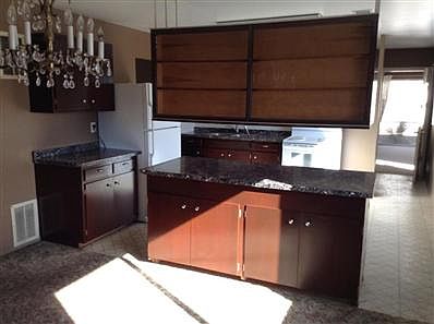 4th image of 4908 Ponderosa Ave NE