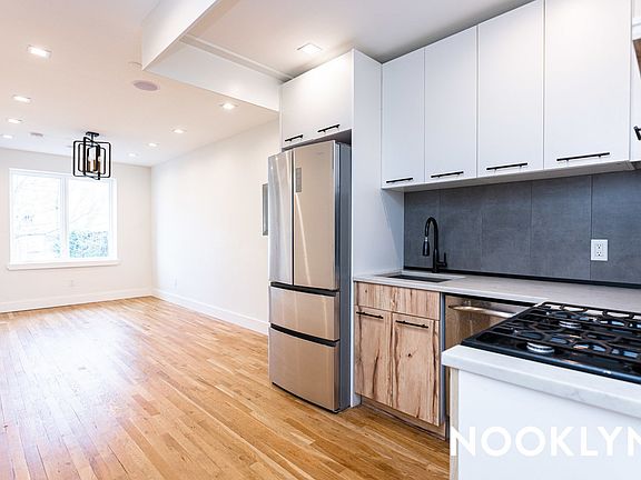 2nd image of 773 Lexington Ave #2B
