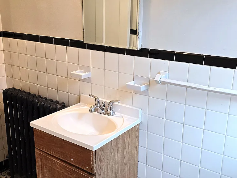 3884 Vine St — Photo 13
