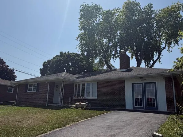 16827 Hampton Rd, Williamsport, MD 21795