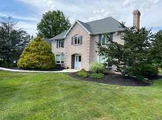 3955 Mechanicsville Rd, Whitehall, PA 18052