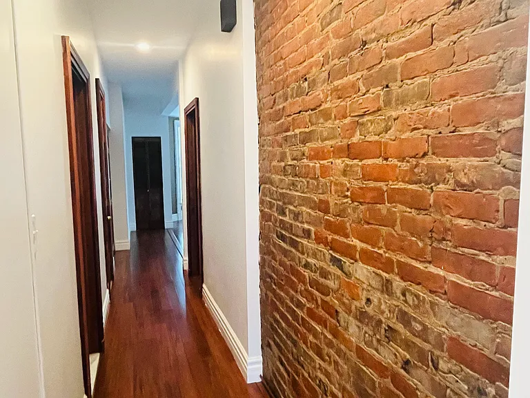 171 Park St — Photo 15