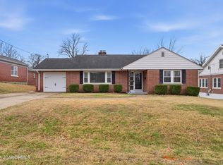 1408 Green Berry Rd, Jefferson City, MO 65101