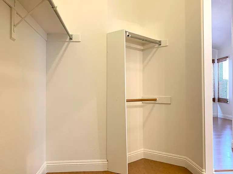 3821 Bombastic Ct — Photo 27
