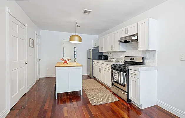 Rented by Compass | media 2