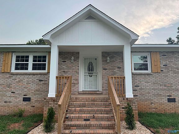 2nd image of 3057 Garner Rd NW