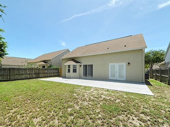 4th image of 1687 Harbor Oaks Dr