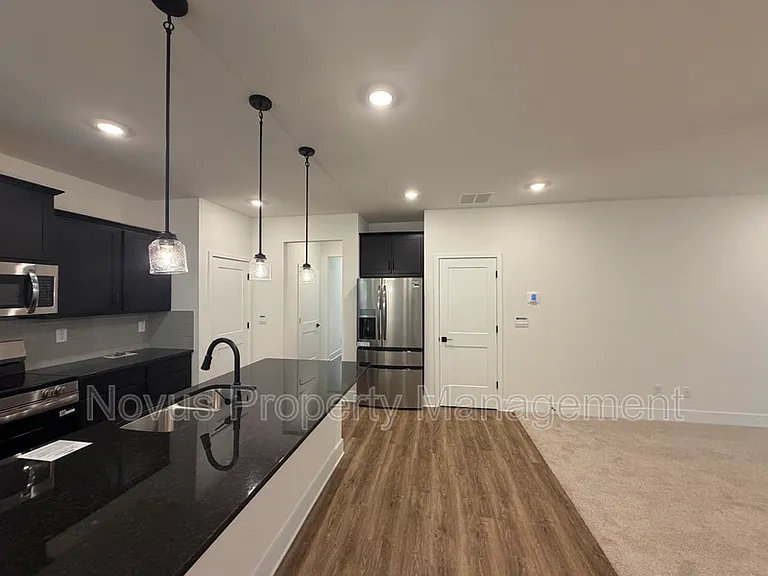 213 Laney Dr — Photo 16