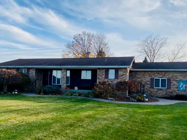 920 E Center Rd, Essexville, MI 48732