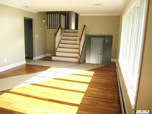 5th image of 71 Wenwood Dr