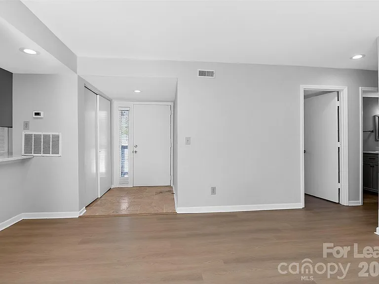 11029 Harrowfield Rd — Photo 16