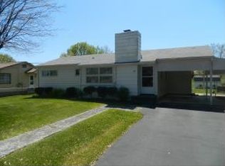525 Robin Cir, Bristol, VA 24202
