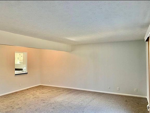 3rd image of 1329 Cedarwood Dr #45D
