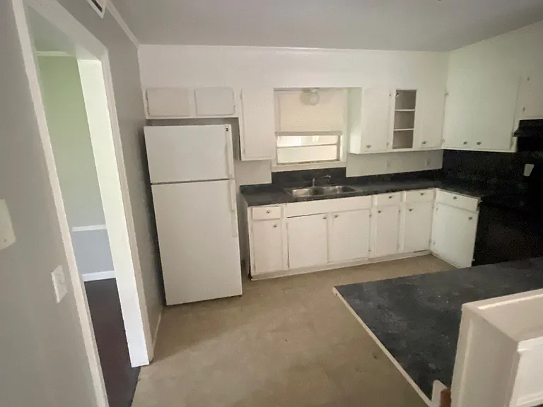 2718 E Benwood Dr — Photo 9