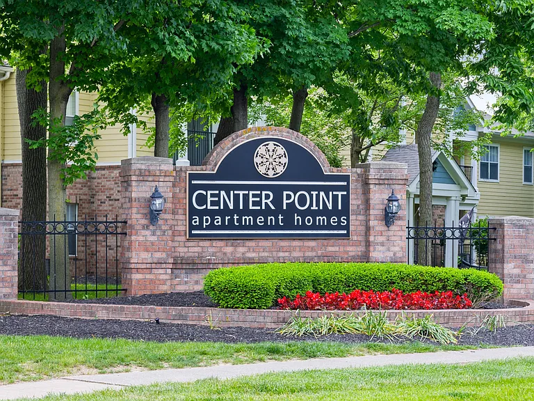 Center Point — Photo 30