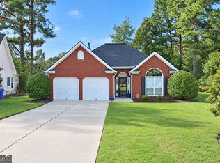 145 Cloverwood Dr, Fayetteville, GA 30215