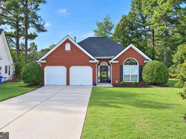145 Cloverwood Dr, Fayetteville, GA 30215