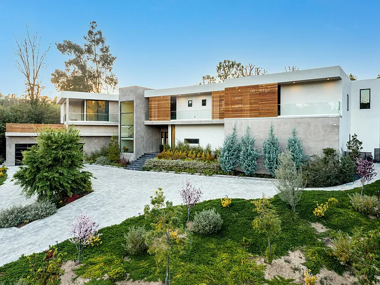 19333 Rosita St — Photo 33