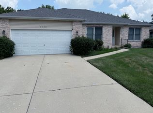 2120 Belvidere Line Dr, Elgin, IL 60123