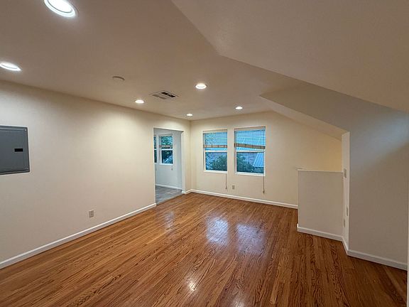 5th image of 1630 & 1632 Lyndon St #1632