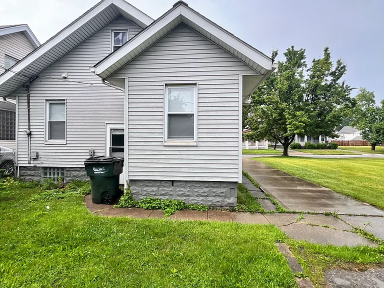 4508 Pearse Ave — Photo 5