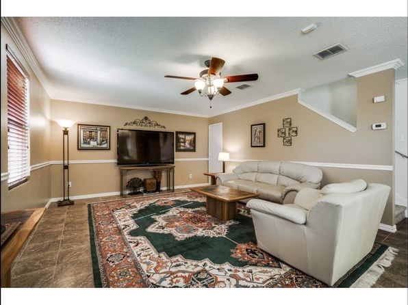 5425 Comanche Wells Dr