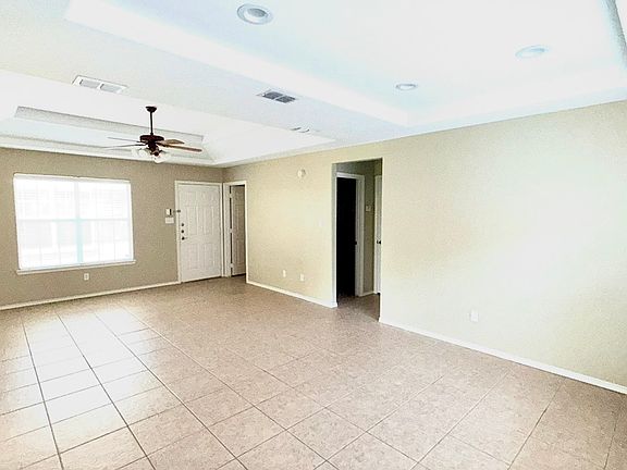 4th image of 701 S Logan Dr #4