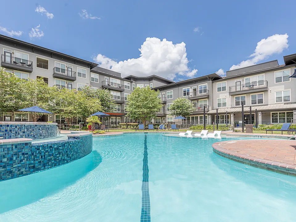 Resort Style Pool