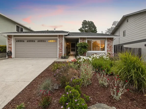 1256 Rainier Ave, Pacifica, CA 94044