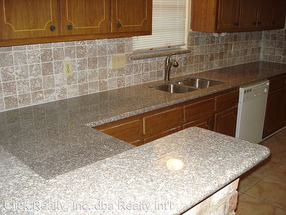 4th image of 6819 Indian Falls Dr