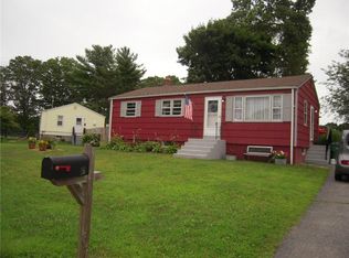 16 Limestone St, Warwick, RI 02889