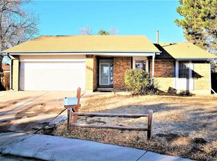 623 S Laredo Cir, Aurora, CO 80017
