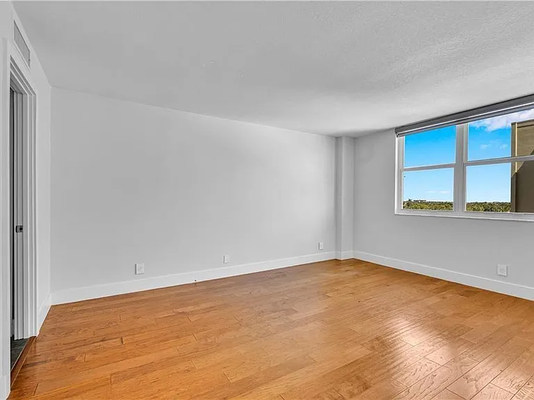 1900 S Ocean Blvd #6J — Photo 10