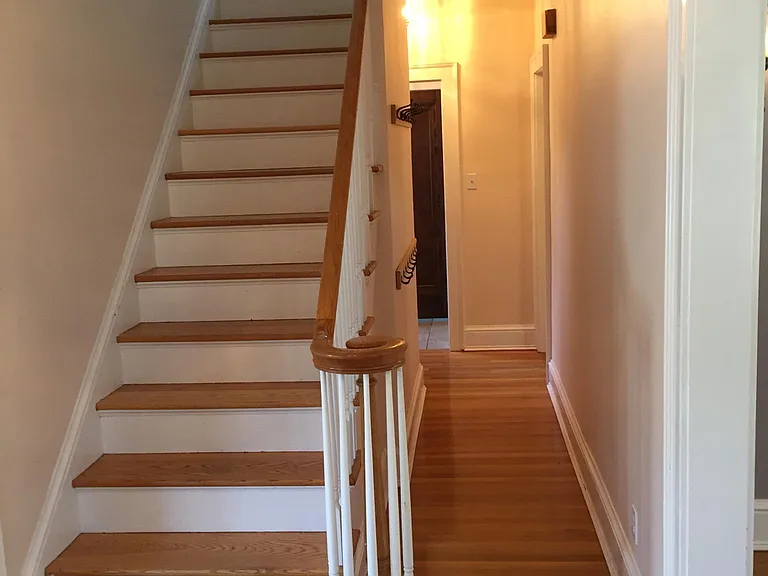 49 Penn Dr — Photo 7