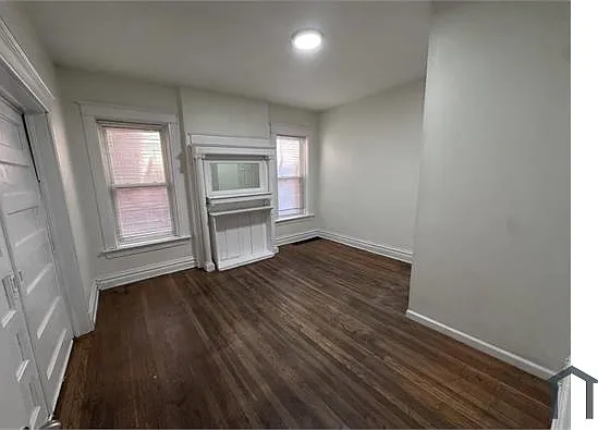 2906 Victor St #1F — Photo 5