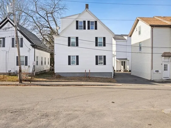 46 Grove St, Taunton, MA 02780