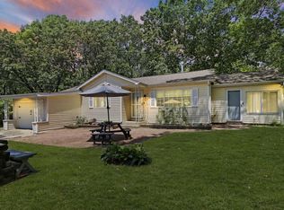 210 86th Pl, Pleasant Prairie, WI 53158