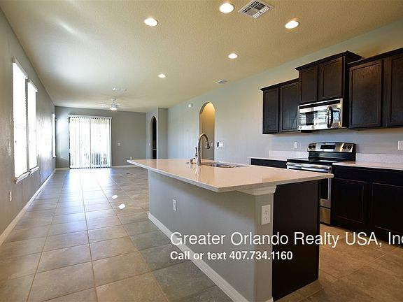 3rd image of 15567 Waterleigh Cove Dr