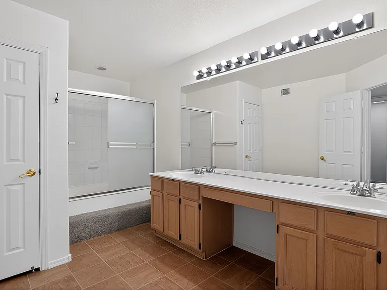 4278 E Agave Rd — Photo 2