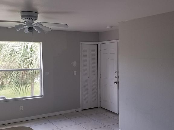 3rd image of 4704 Walden Cir APT 1933
