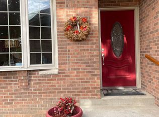 345 Kimballs Garden Cir, Nauvoo, IL 62354