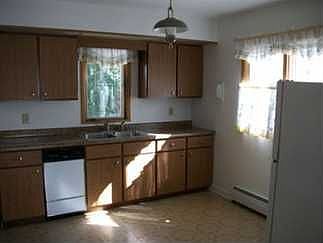 4th image of 1612 Woodland Ave