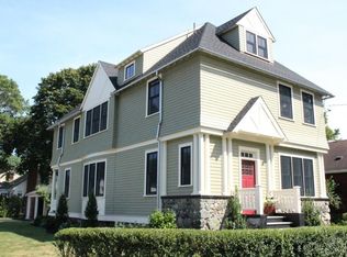 166 Parmenter Rd, Newton, MA 02465