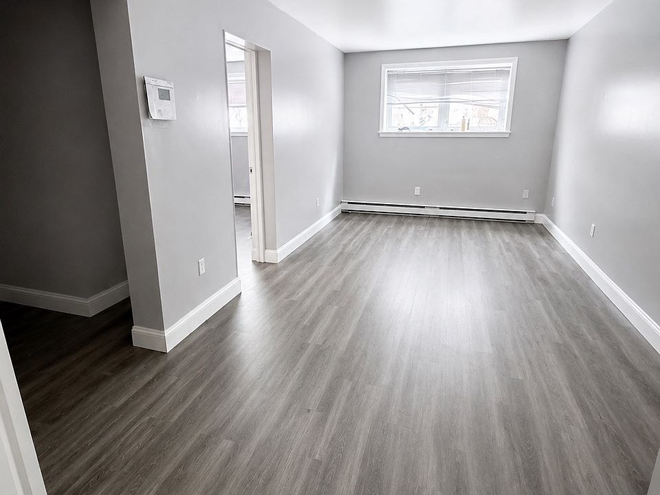 1st image of 140 Alice St APT S1
