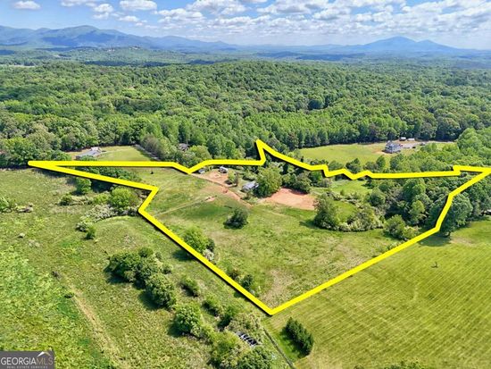 215 Dovie Ray Rd, Dahlonega, GA 30533