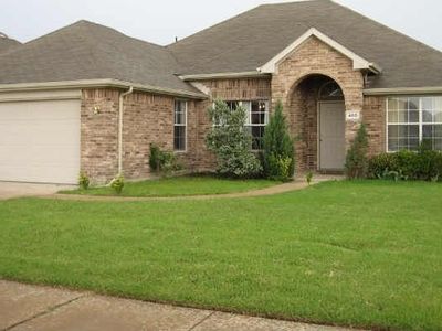400 Camp Creek Dr, Arlington, TX, 76002