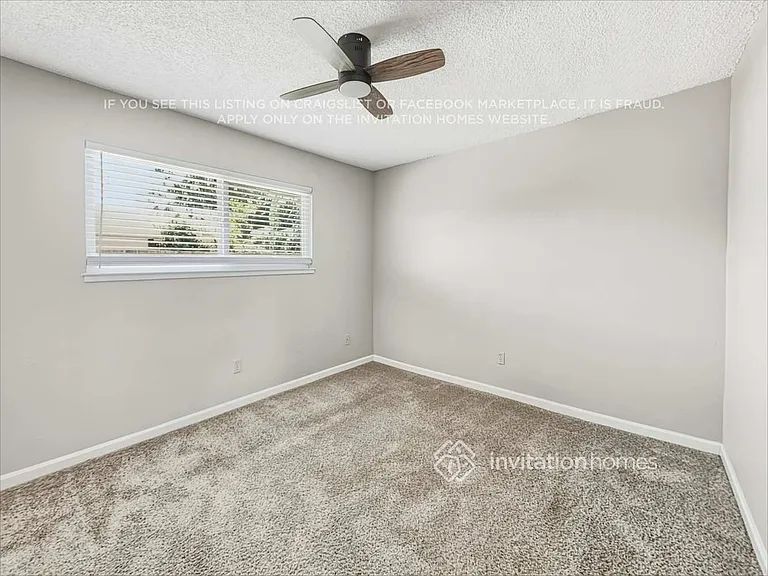 1658 Ashwood Dr — Photo 11