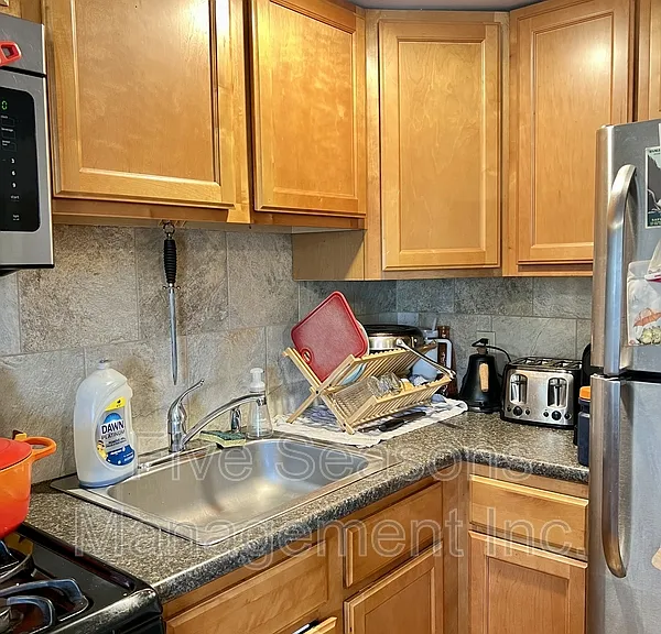 40 Intervale Ave #6 — Photo 4